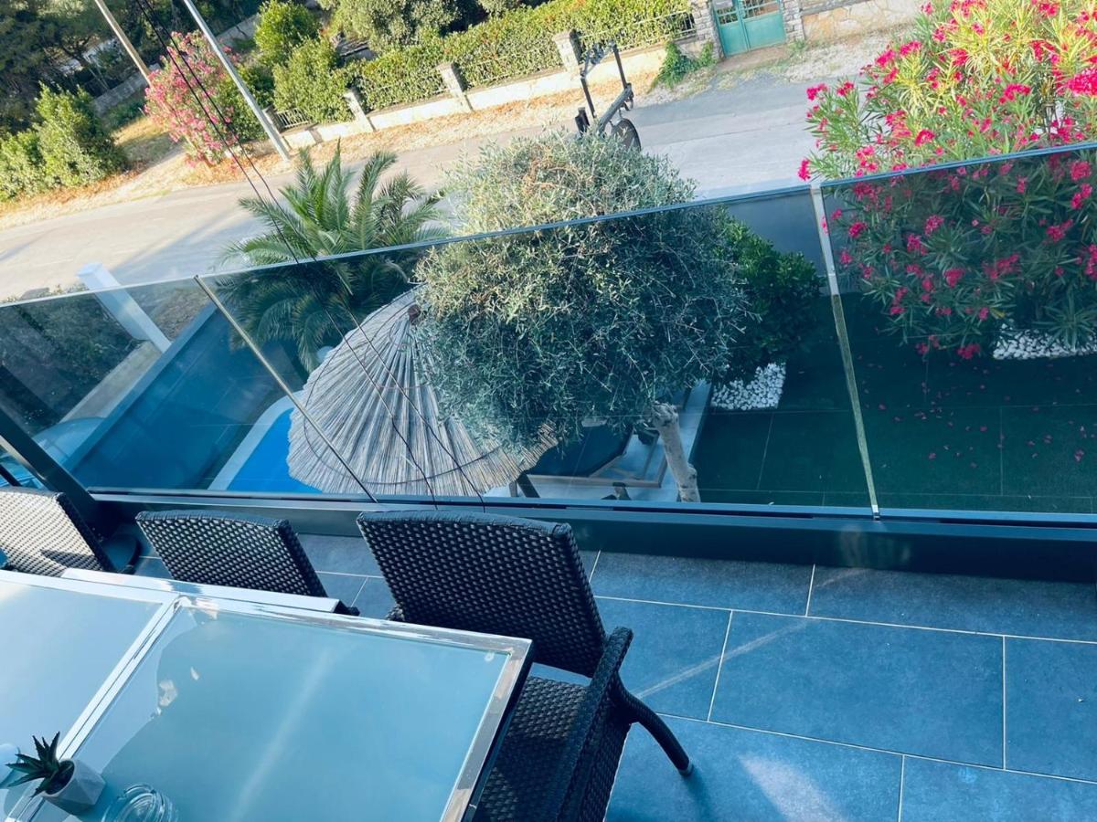 Apartmani Vernissage Biograd na Moru Kültér fotó