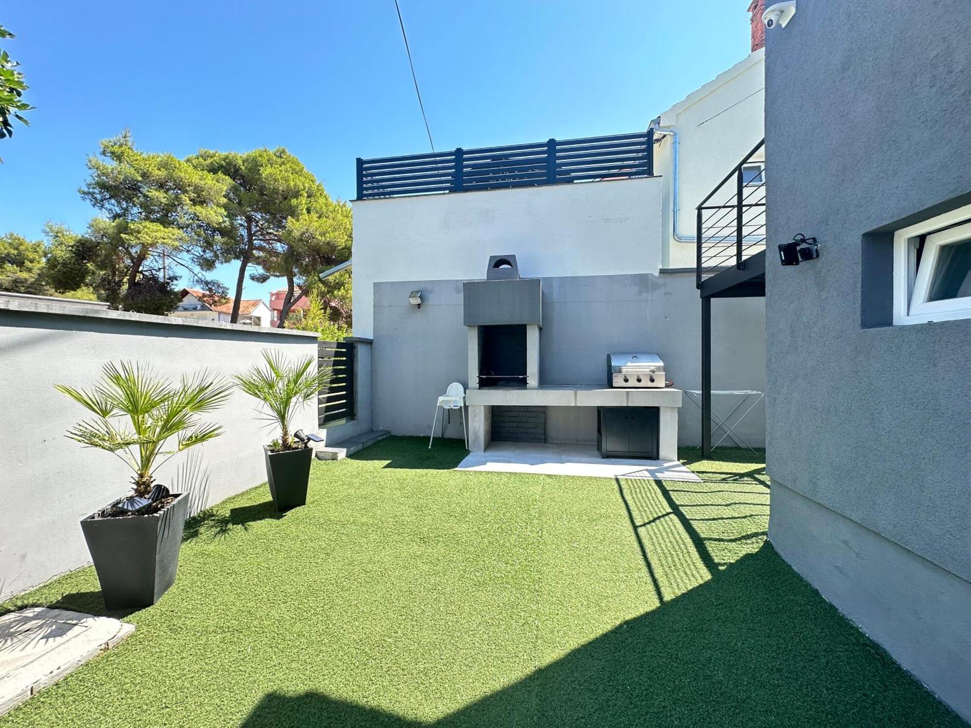 Apartmani Vernissage Biograd na Moru Kültér fotó