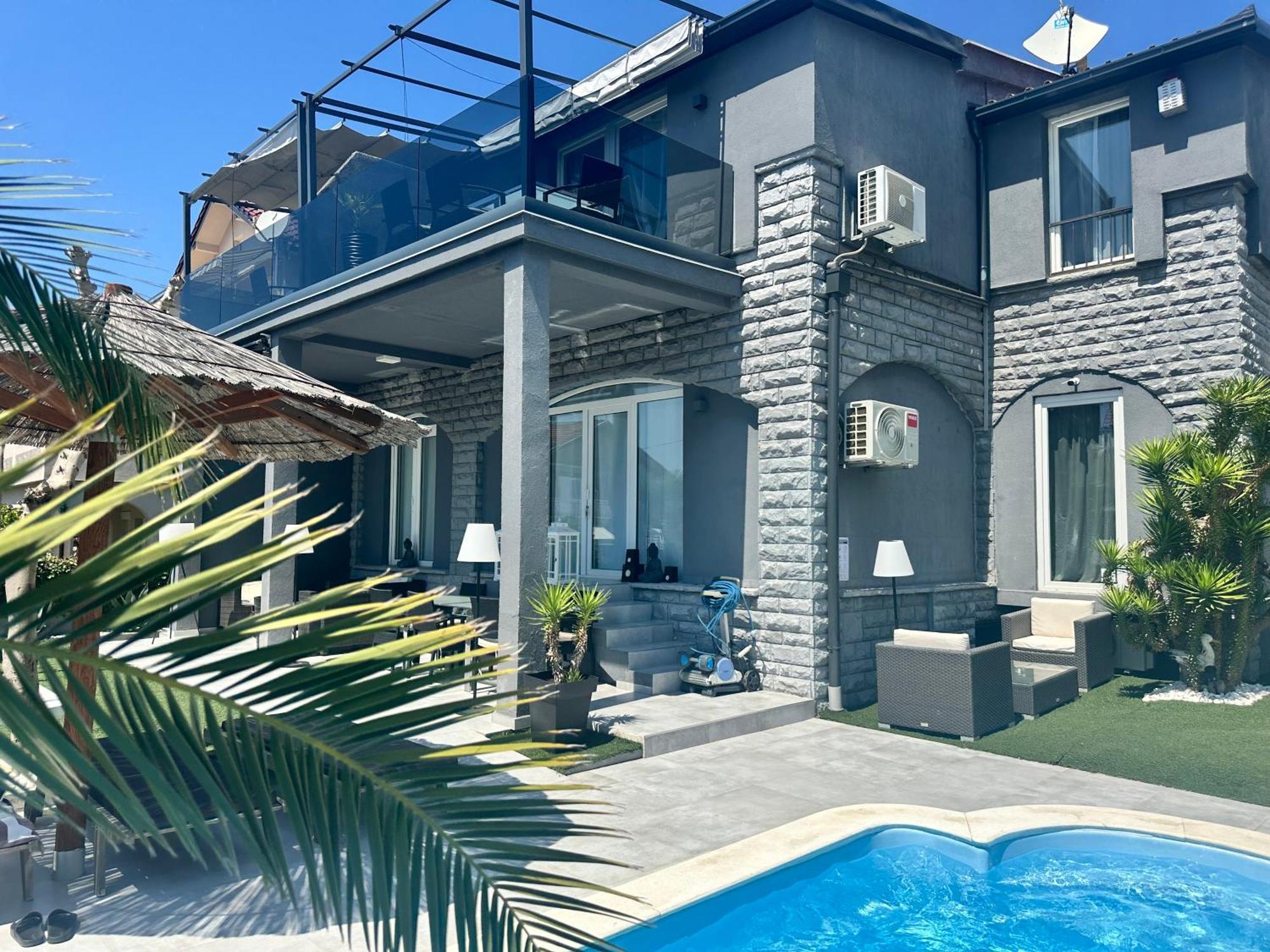 Apartmani Vernissage Biograd na Moru Kültér fotó